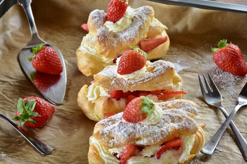 Crystalized Nectarine Eclairs
